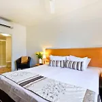 Metro Advance Apartments & Hotel