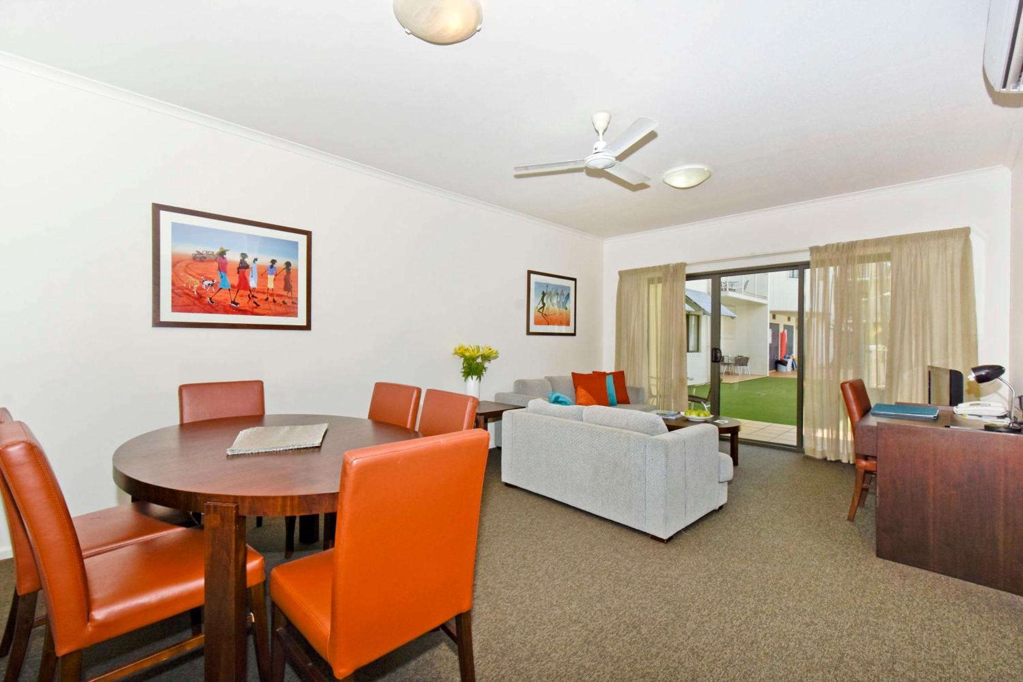 Metro Advance & 4* Darwin