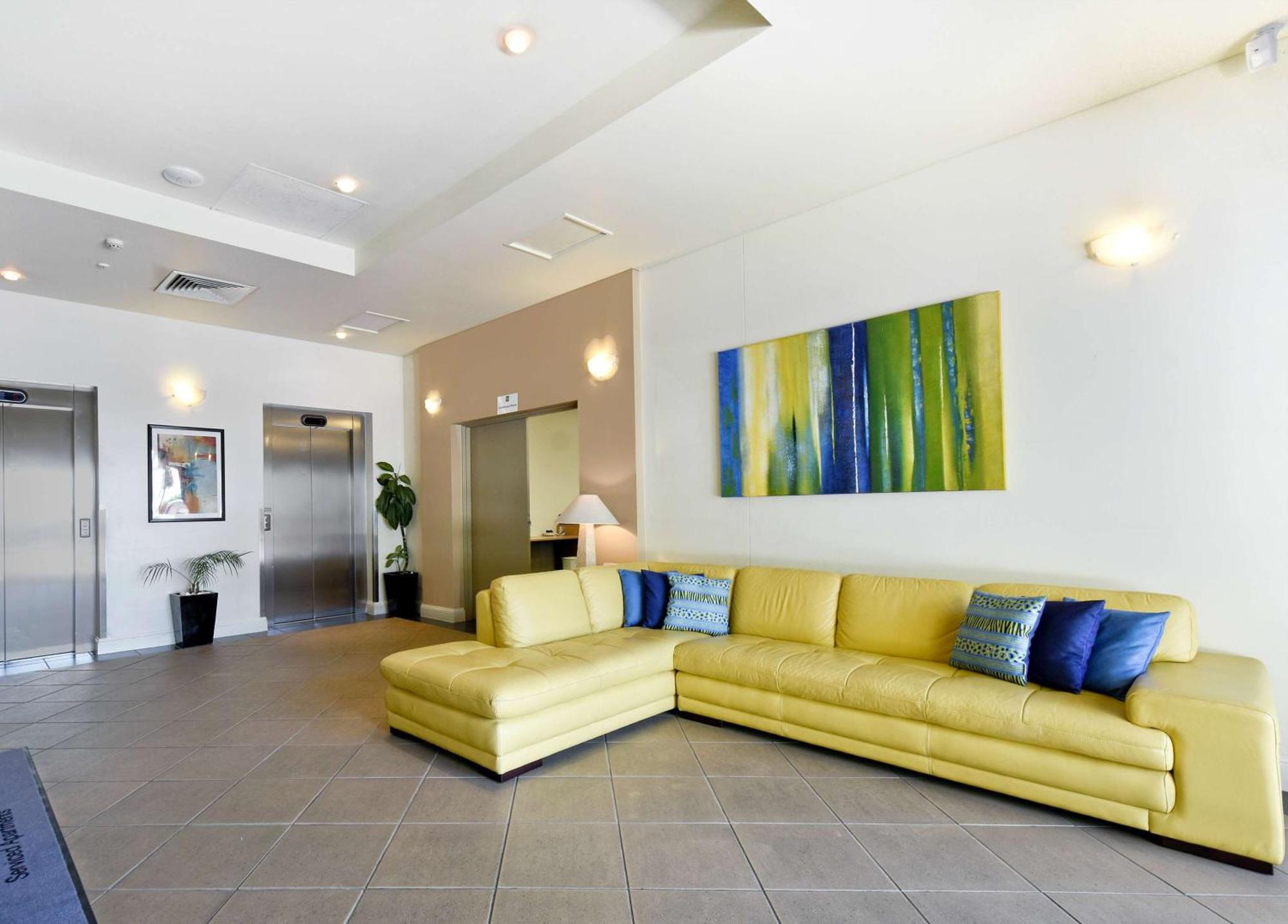 Metro Advance & Aparthotel Darwin