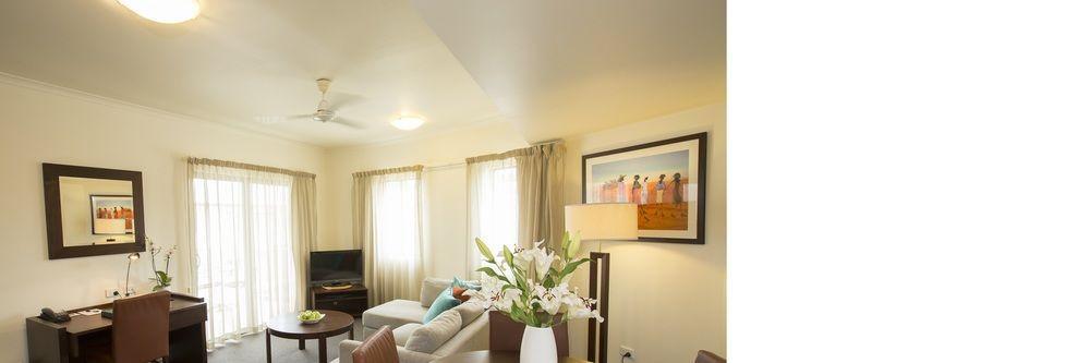 Metro Advance & Aparthotel
