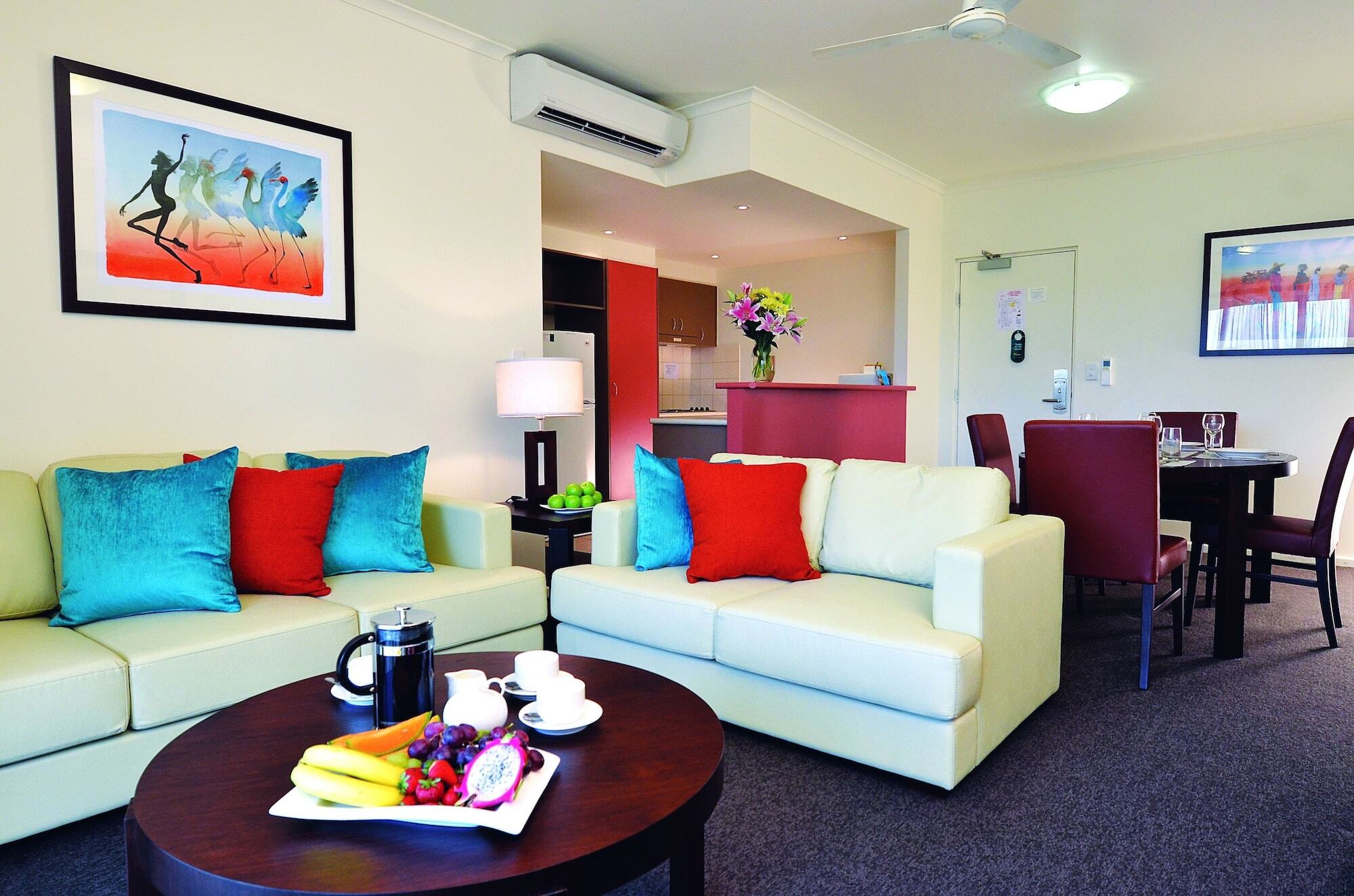 Metro Advance & 4* Darwin