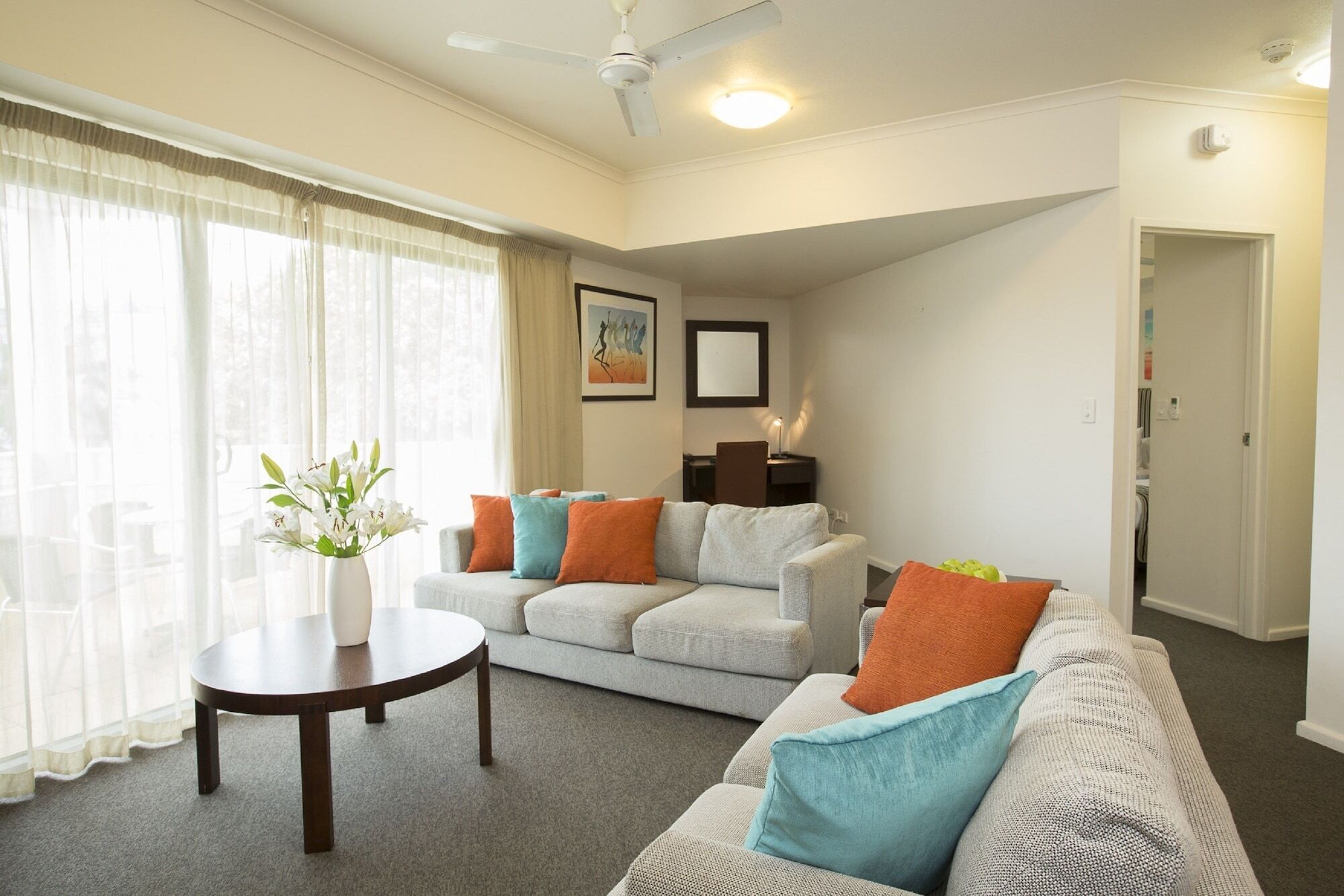 Metro Advance & Aparthotel